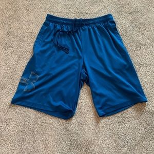 Under Armour - size L